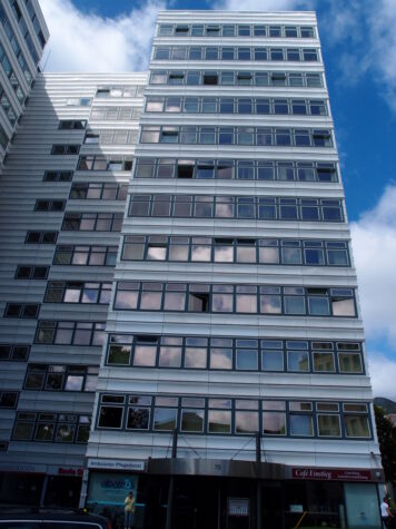 Büroräume in Berlin-Kreuzberg, ca. 1100 m², 1. bis 4. Etage ab Januar 2022, 2 Personenaufzüge, 10969 Berlin / Kreuzberg, Gewerbefläche