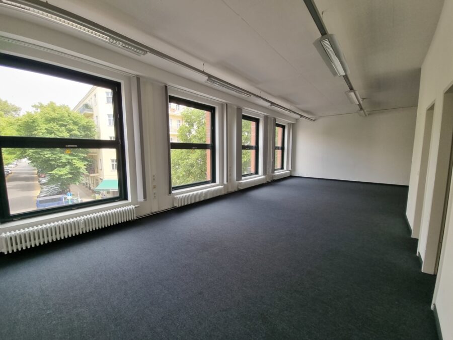 Bürofläche, 4 Räume, in Berlin-Charlottenburg, Glasfasernetz, Zwischennutzung bis Dezember 2024 - Innenansicht